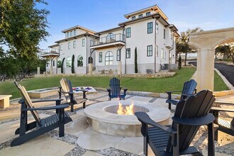2701 Bumble Bee Dr in Spicewood, TX - Building Photo - Building Photo