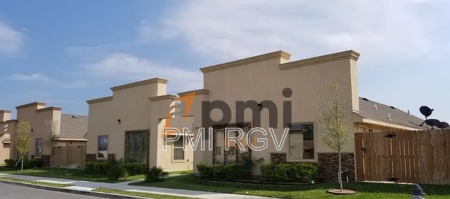 2120 Taxco Ct in Edinburg, TX - Building Photo - Building Photo