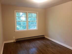 139 Cleveirvine Ave in Greenville, SC - Building Photo - Building Photo