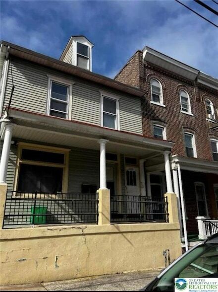 property at 314 N Franklin St