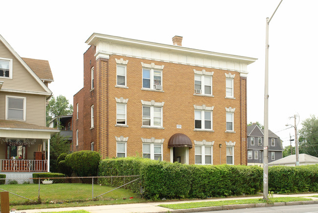 821 Capitol Ave in Hartford, CT - Building Photo - Building Photo