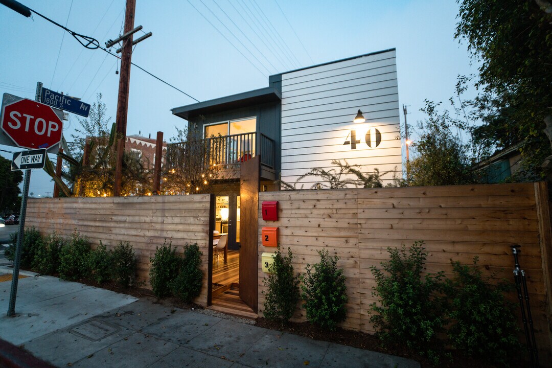 40 18th Ave, Unit 3 in Venice, CA - Foto de edificio