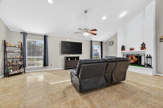 4006 Dover St in Deer Park, TX - Building Photo - Building Photo