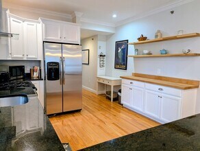 17 Lafield St in Boston, MA - Building Photo - Building Photo