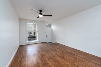 5 N Linwood Ave in Baltimore, MD - Building Photo - Building Photo
