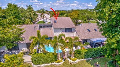 13400 Bedford Mews Ct in Wellington, FL - Building Photo - Building Photo