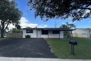 1533 NW 41st Ct in Oakland Park, FL - Building Photo