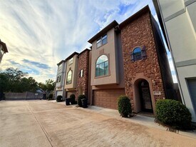 11206 Mattina Dr in Houston, TX - Building Photo