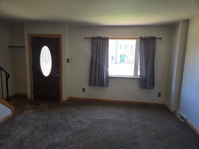 property at 416 S St George St