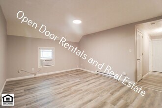 328 N State St in Kendallville, IN - Building Photo - Building Photo