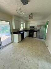 478 Grayson Lake Dr in Lexington, KY - Building Photo - Building Photo