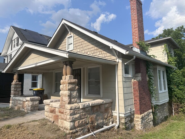 4237 Virginia Ave in Kansas City, MO - Building Photo - Building Photo