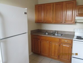 1122 Woodruff Ave-Unit -2 in Jacksonville, FL - Building Photo - Building Photo