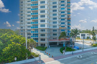 Park Tower in Fort Lauderdale, FL - Foto de edificio - Building Photo