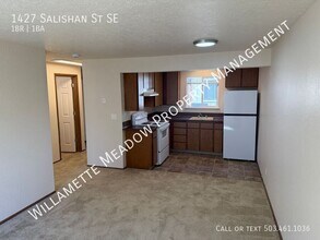 1427 Salishan St SE in Salem, OR - Building Photo - Building Photo
