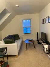 110 Walnut Ave, Unit Apartment #3 in Ardmore, PA - Building Photo - Building Photo