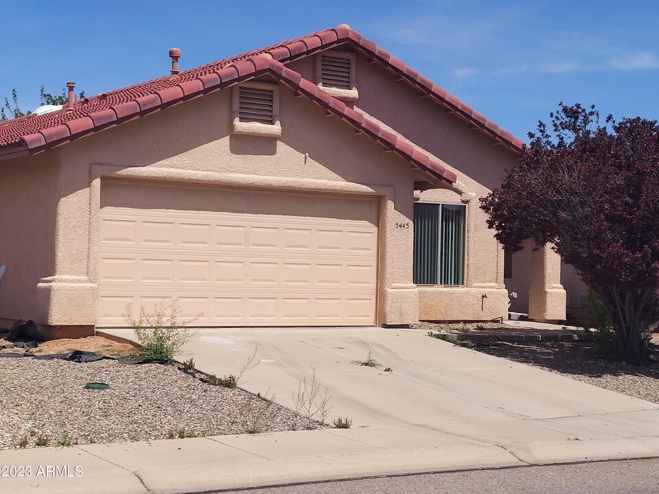 5445 Los Capanos Dr Photo