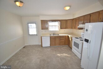 7707 Klovstad Dr in Fort Washington, MD - Building Photo - Building Photo