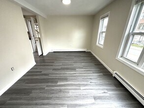 3 Gordon St, Unit 2 in Boston, MA - Building Photo - Building Photo