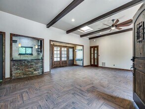 18636 Crownover Ct in Dallas, TX - Building Photo - Building Photo