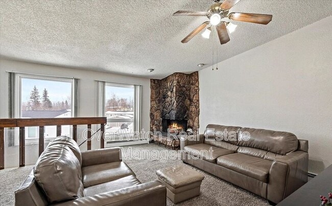 9231 Elgin Cir in Anchorage, AK - Building Photo - Building Photo