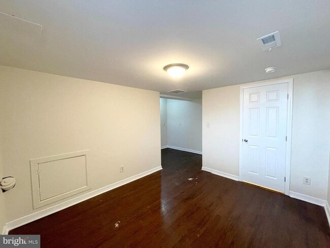 property at 21632 Great Mills Rd