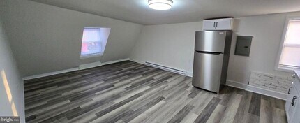 213 W Market St in Orwigsburg, PA - Building Photo - Building Photo