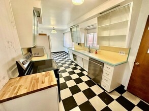 1307 Ralston St in Reno, NV - Building Photo - Building Photo