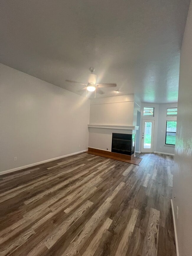 1401 River Oak Dr in Leander, TX - Building Photo - Building Photo