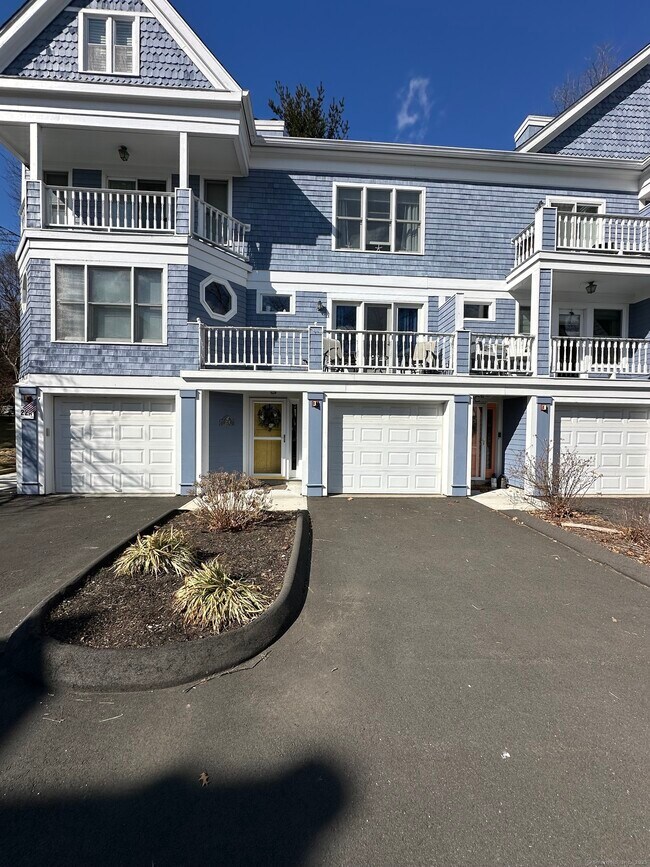 property at 22 Seabreeze Ave