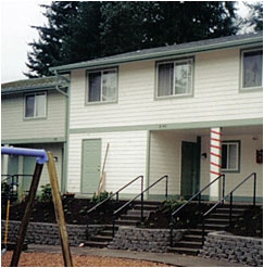 Cedar Heights in Port Orchard, WA - Foto de edificio