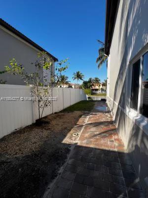 12837 SW 28th Ct in Miramar, FL - Building Photo - Building Photo