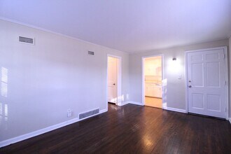 604 E Glendale St in Olathe, KS - Building Photo - Building Photo