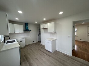 254 W Craig Hill Dr in Rochester, NY - Building Photo - Building Photo