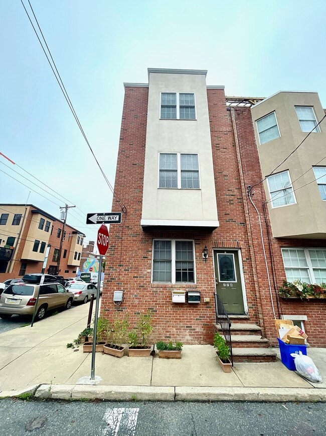 778 S Harshaw St, Unit 2