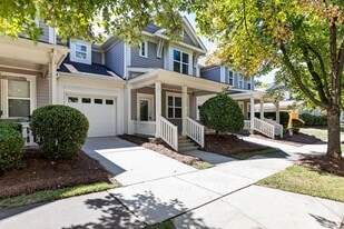 8122 Village Harbor Dr in Cornelius, NC - Building Photo