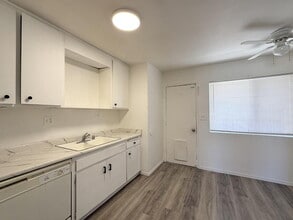 1705 Trane Rd in Bullhead City, AZ - Building Photo - Building Photo