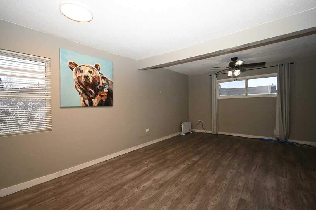 1946 Hemlock St in Prince George, BC - Building Photo