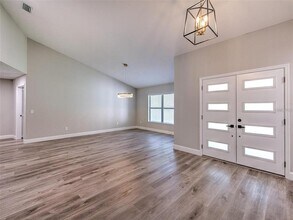 3105 Mossvale Ln in Tampa, FL - Building Photo - Building Photo