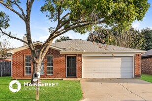 1359 Lincolnshire Way in Fort Worth, TX - Building Photo