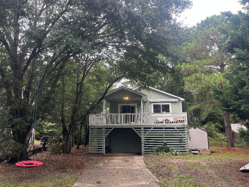 377 Sir Chandler Dr in Kill Devil Hills, NC - Building Photo
