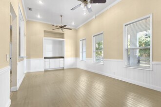 704 Grape Ave in St. Cloud, FL - Building Photo - Building Photo