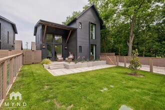 4429 Gillis St in Austin, TX - Building Photo - Building Photo