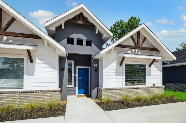 property at 10317 Lake Rd