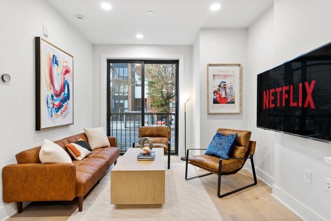 3934 14th St NW, Unit 103 in Washington, DC - Building Photo - Building Photo