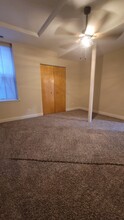 6736 S Crandon Ave, Unit 1 in Chicago, IL - Building Photo - Building Photo