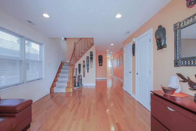 229 8th St S in Brigantine, NJ - Building Photo - Building Photo
