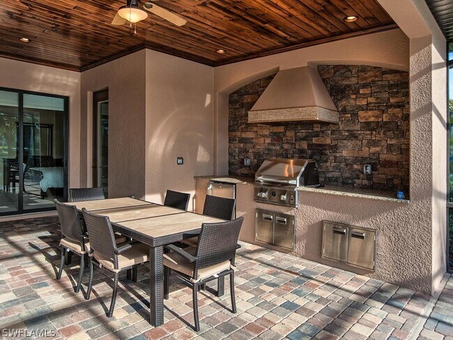 property at 9634 Firenze Cir