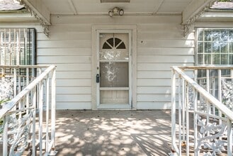 3515 Fairview Ave in Dallas, TX - Building Photo - Building Photo