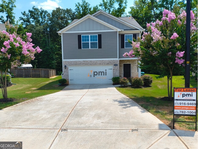 property at 709 Plow Pt